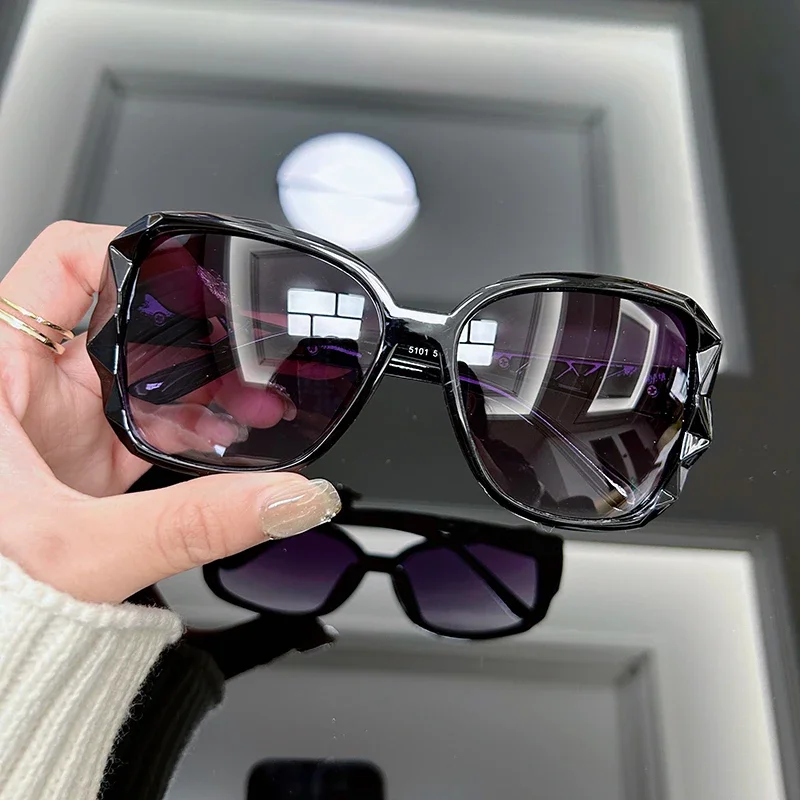 Vintage Oversized Sunglasses W - Designer Sunglasses recension och pris